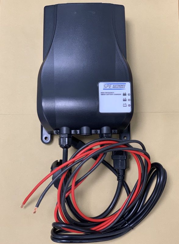 Зарядний пристрій для акумуляторних батарей CBHD3, 24V, 20\25A